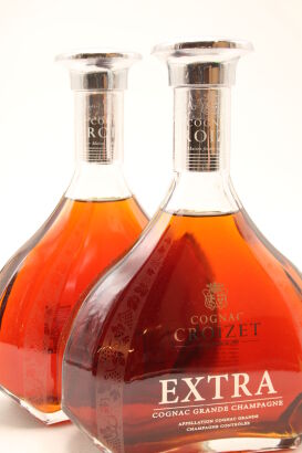 (2) Croizet Extra Cognac, France