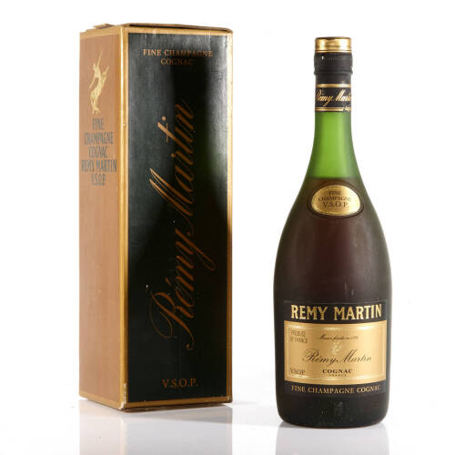 (1) Remy Martin Fine Champagne Cognac VSOP