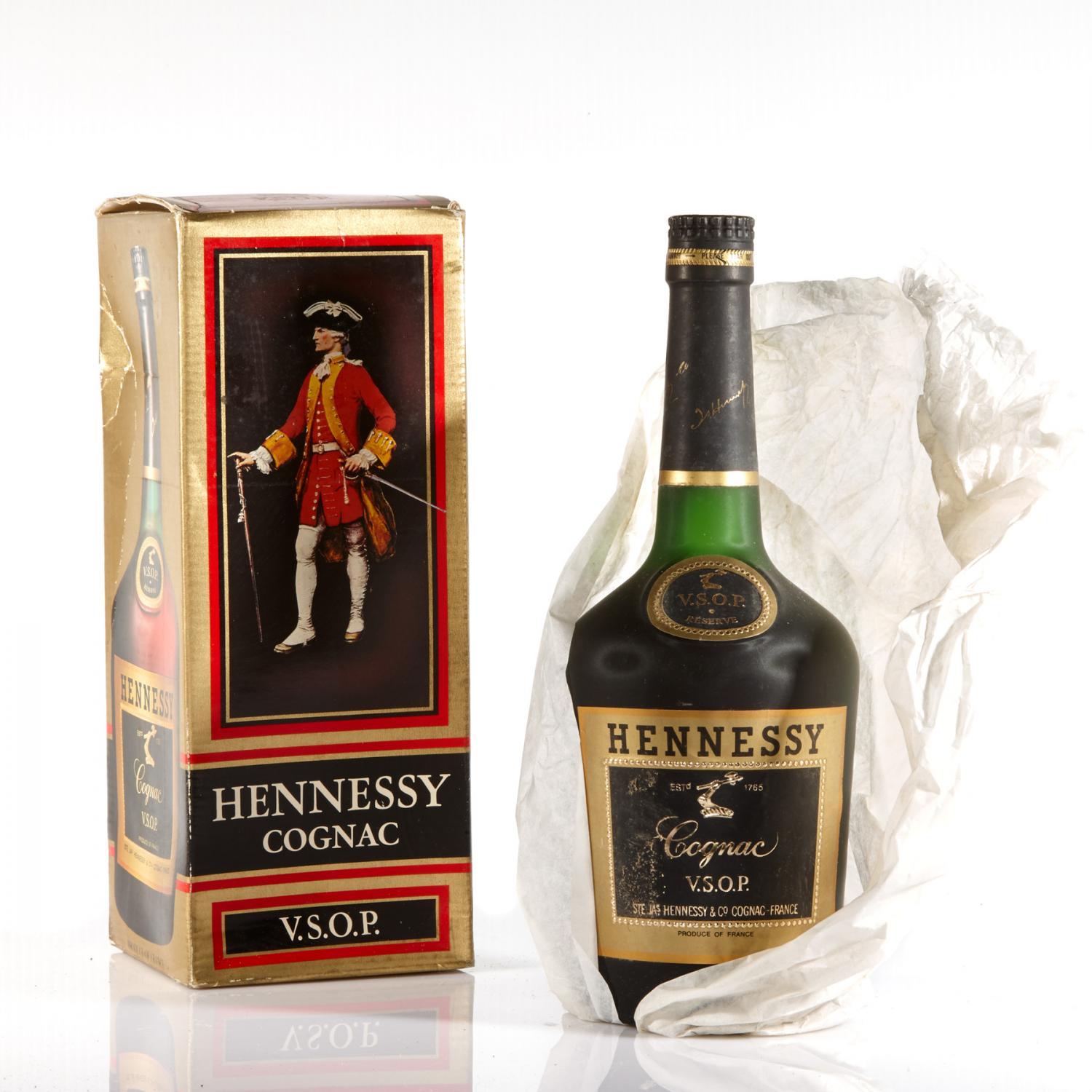 1) Hennessy Cognac VSOP Reserve, France, 700ml (boxed)