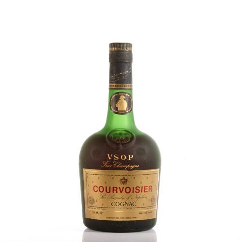 (1) Courvoisier Cognac V.S.O.P Fine Champagne, Jarnac, France, 700ml