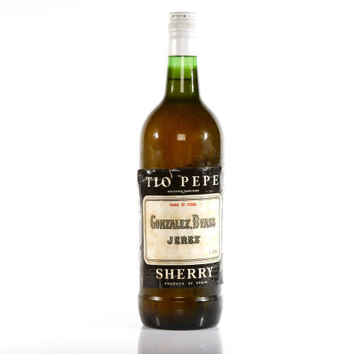 (1) Tio Pepe Gonzalez, Byass Jerez Sherry, Spain, 1 litre