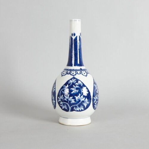 A Chinese Blue and White Vase (Da Qing Kangxi Nian Zhi Mark)