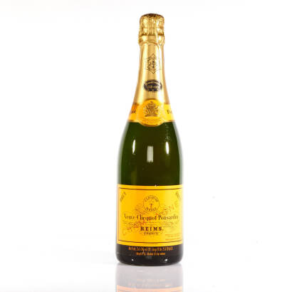 (1) Veuve Clicquot Ponsardin Champagne Brut, Reims France, 750ml