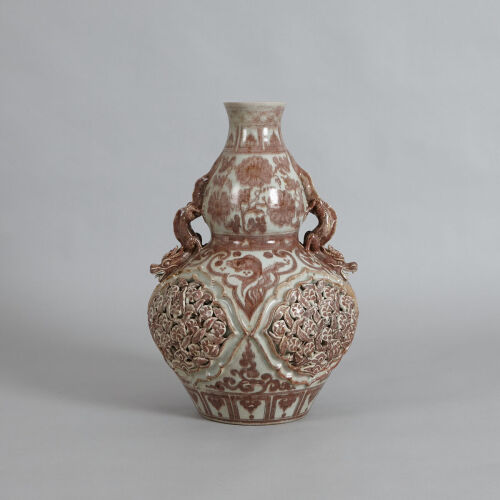 A Chinese Underglaze-red Double-Gourd Vase