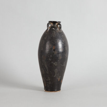 A Chinese Yaozhou Black-glazed Vase