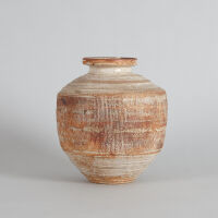 A Len Castle Earthenware Vase