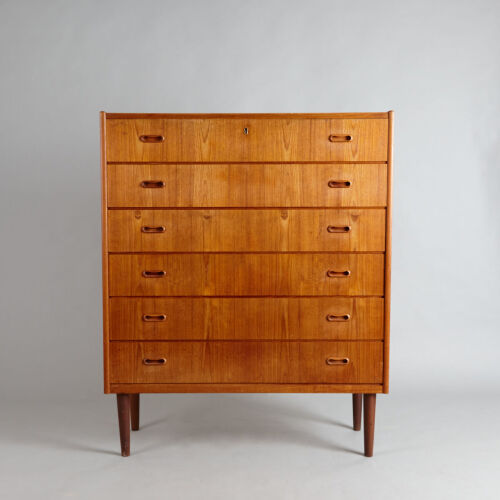 A Teak Mid-Century Danish Dresser