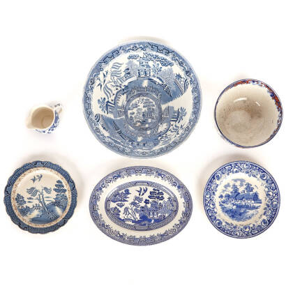 6 Assorted Blue and White China Bowls, Plates and Jug