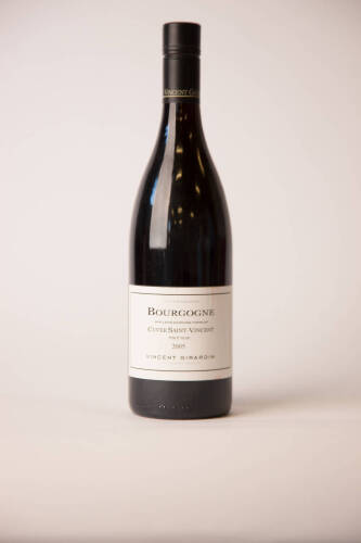(1) 2005 Vincent Girardin Cuvee Saint Vincent Bourgogne Pinot Noir