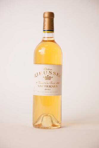 (1) 2011 Chateau Rieussec