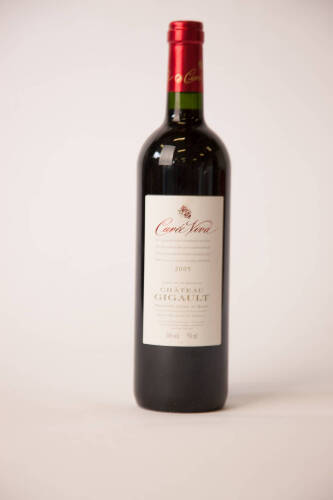 (1) 2005 Chateau Gigault Cuvee Viva, Cotes de Blaye