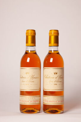 (2) 1991 Chateau d'Yquem 375ml, Sauternes RP91 JR17