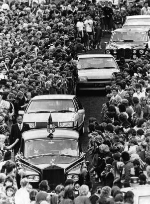 Her Majesty's Motorcade - QEII Park, Christchurch