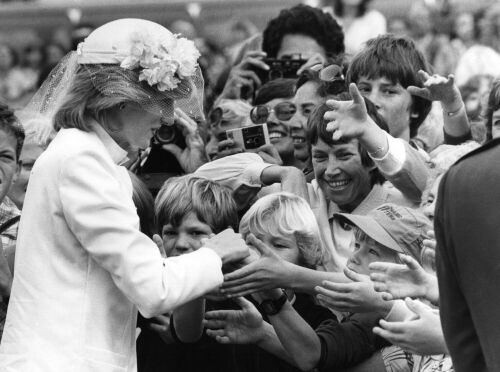 Princess Diana wows the crowd, Tauranga