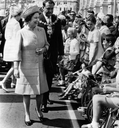 The Queen with Mayor Frank Kitts in Civic Square, Wellington