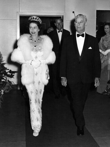 The Queen and Prime Minister Holyoake, Christchurch