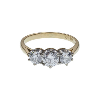 18ct Three Stone Diamond Ring