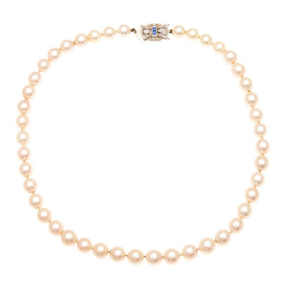 9ct White Gold Strand of Pearls