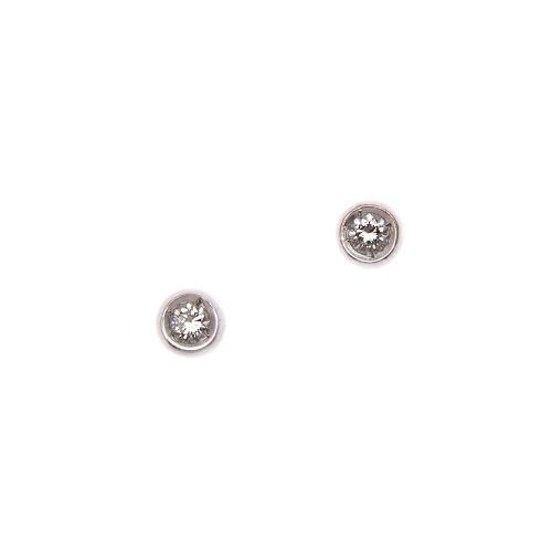 A Pair of 18ct White Gold Diamond Stud Earrings