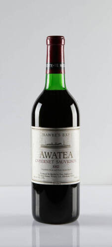 (1) 1982 Te Mata Awatea