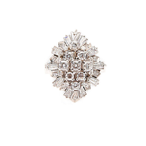 18ct White Gold Large Diamond Cluster Dress Ring