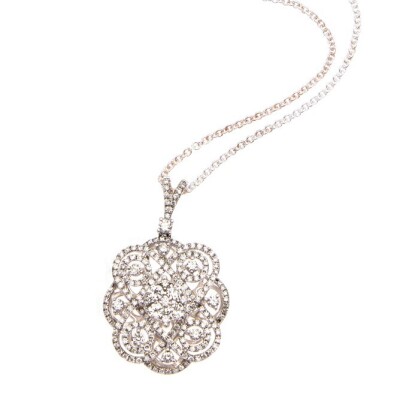 18ct Ornate Diamond Pendant