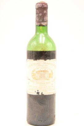 (1) 1971 Chateau Margaux, Margaux (TL) (LS) (CC) &diams;