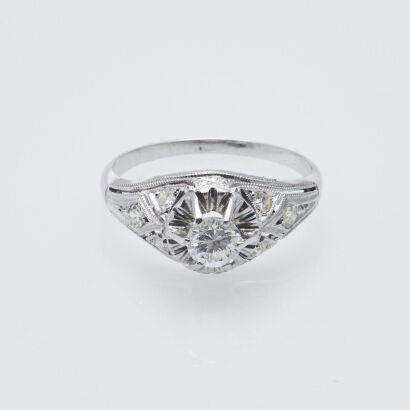 Platinum Vintage Diamond Ring