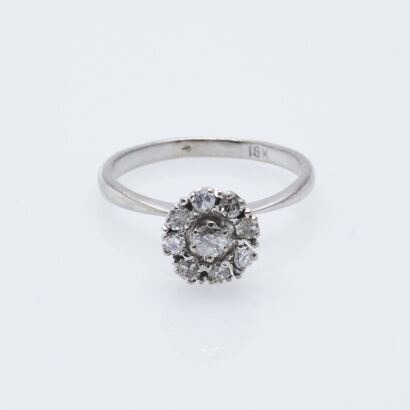 18ct White Gold Diamond Cluster Ring