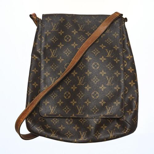 Louis Vuitton Messenger Bag