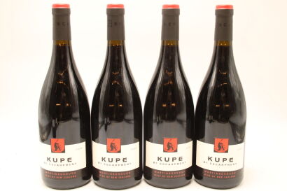 (4) 2006 Escarpment Kupe Pinot Noir, Martinborough