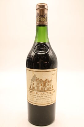 (1) 1966 Chateau Haut-Brion, Pessac-Leognan (US)