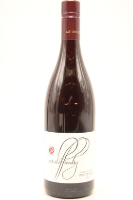 (1) 2015 Mt Difficulty Pinot Noir, Bannockburn