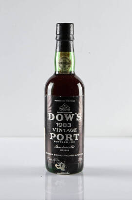 (1) 1983 Dow's Vintage Port 375ml