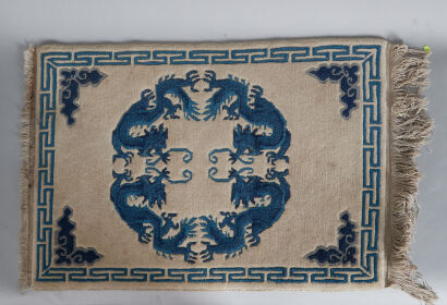 A Chinese 'Dragon' Rug