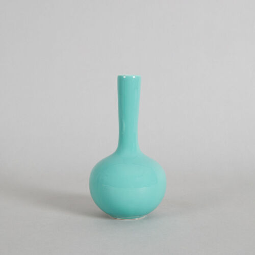 A Chinese Green-glazed Bottle Vase