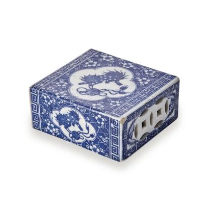 A Blue and White Porcelain Pillow decorated with flowers and lions pattern