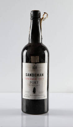 (1) 1975 Sandeman Vintage Port