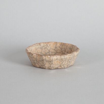 A Chinese Crackle-glazed Foliate Brushwasher
