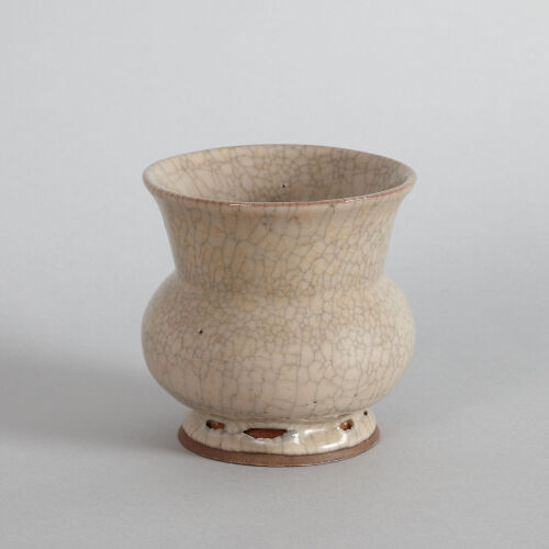 A Chinese Mid Qing Dynasty Crackle-glazed Zhadou