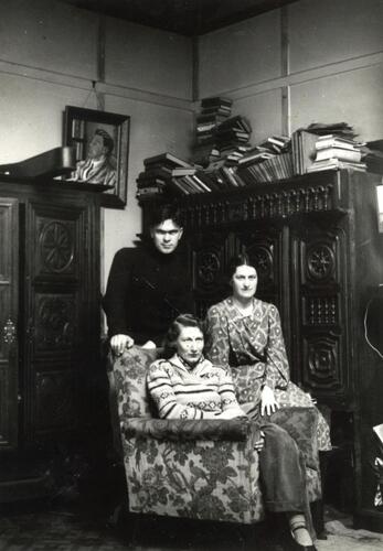 LAWRENCE BAIGENT Leo Bensemann, his sister Peggy, and Rita Angus