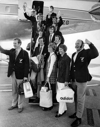 Munich-bound New Zealand Olympic athletes depart from Auckland Airport, 1972