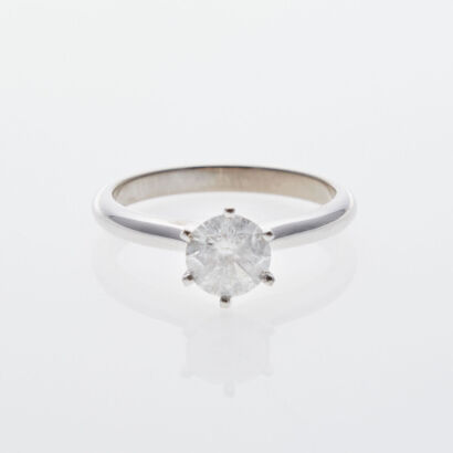 18ct White Gold Diamond Solitaire Ring