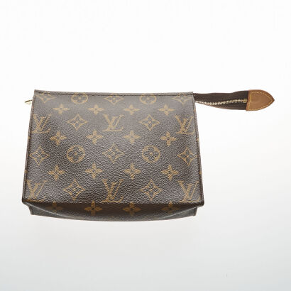 Louis Vuitton Monogram Toiletry Pouch