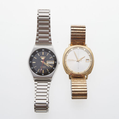 Two vintage Seiko wristwatches