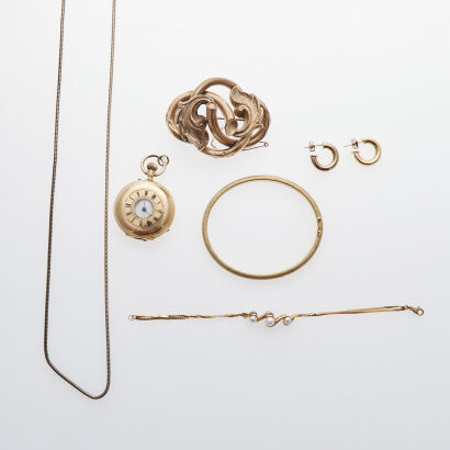 An Assortment of Jewellery