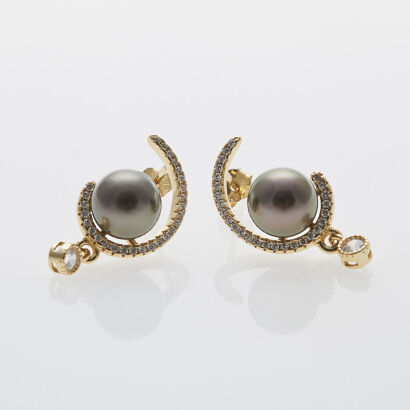 Silver Crescent Pearl Studs