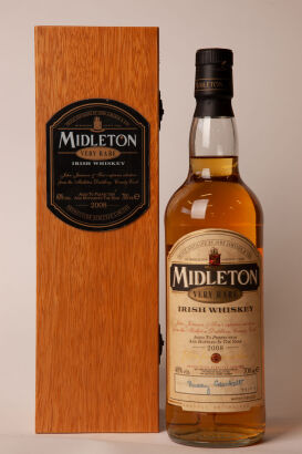 (1) Midleton Very Rare Whiskey bottled 2008 700ml, 40% abv