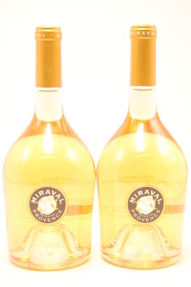 (2) 2015 Chateau Miraval Cotes de Provence Blanc, France