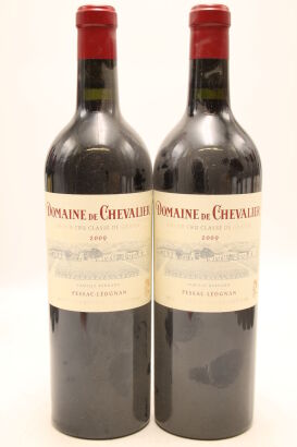 (2) 2009 Domaine de Chevalier, Pessac-Leognan [RP95] [WE95]